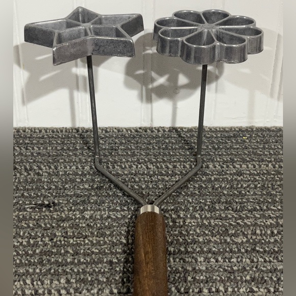 Vintage Nordic Ware Timbale Iron( Patty Shell) and Rosette Iron mold 1960’s - Picture 5 of 11